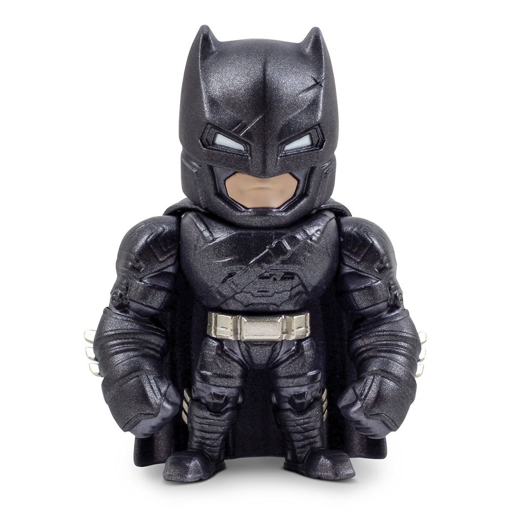 Boneco Colecionável Batman vs Superman - Batman com Armadura | Abrakadabra  Fantasias - Abrakadabra